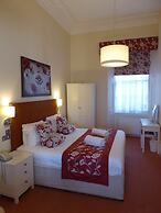 The Osborne Apartments