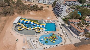 Narcissos Waterpark Resort