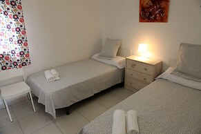 Apartamentos Laura Mar