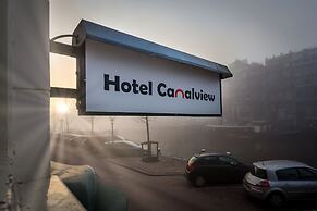 Hotel Canal View