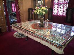 Lake Victoria Houseboat