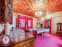 Lake Victoria Houseboat