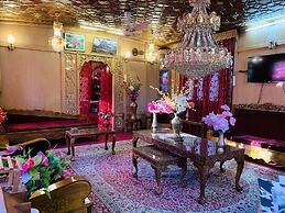 Lake Victoria Houseboat