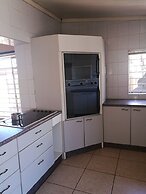 Naisar Holiday Home & Cottage Primrose