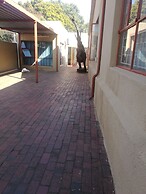 Naisar Holiday Home & Cottage Primrose