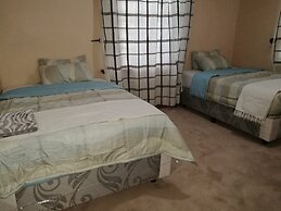 Naisar Holiday Home & Cottage Primrose