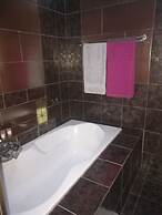 Naisar Holiday Home & Cottage Primrose