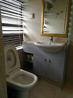 Mamaya Apartment Hotel