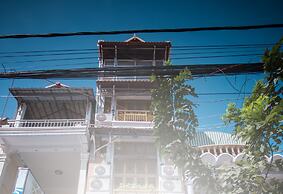 Lebou Boutique Hostel