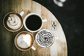 Lebou Boutique Hostel