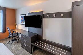 Holiday Inn Express & Suites Colorado Springs AFA Northgate by IHG