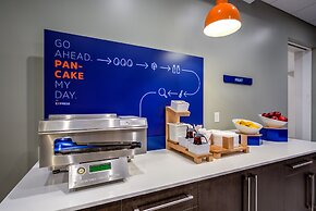 Holiday Inn Express & Suites Reedsville - State Coll Area by IHG