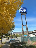 Riverside Motel