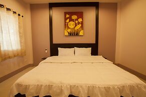 Chiang Kham Grand Villa