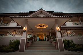 Chiang Kham Grand Villa