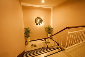 Chiang Kham Grand Villa