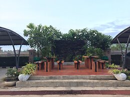 Chiang Kham Grand Villa