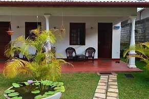 Lal HomeStay