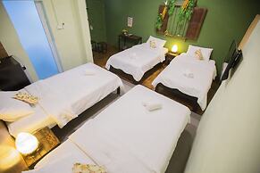 iRoom Boutique House