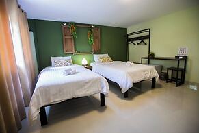iRoom Boutique House