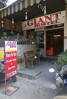 J Giant Hostel