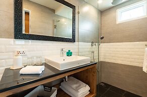 Maneeya Park Residence