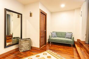 Maneeya Park Residence