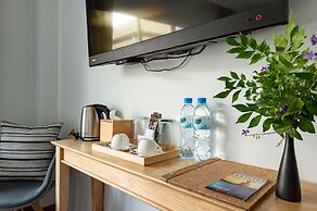 Maneeya Park Residence