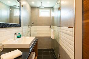 Maneeya Park Residence