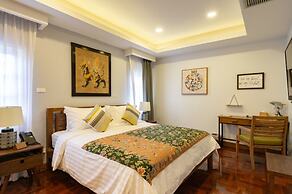 Maneeya Park Residence