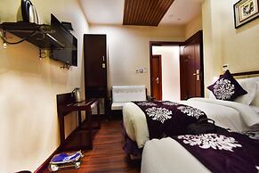 Hotel Kama International