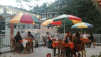 Adams Peak Inn