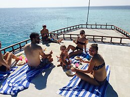 Noovilu Suites Maldives