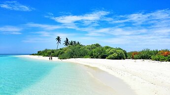 Noovilu Suites Maldives