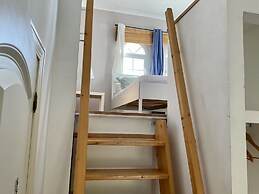 At Home Malaga Stay & Solo Travellers