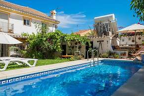 At Home Malaga Stay & Solo Travellers