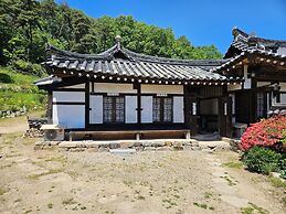 Tohyang Gotaek