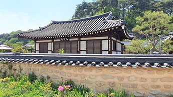 Tohyang Gotaek