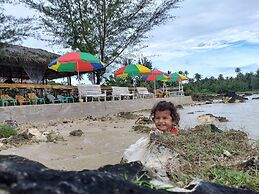 Simeulue Nanik Surfcamp