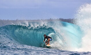 Simeulue Nanik Surfcamp