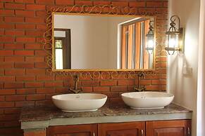 Siriniwasa Villa Induruwa