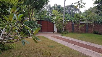 Siriniwasa Villa Induruwa