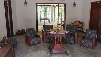 Siriniwasa Villa Induruwa