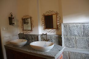 Siriniwasa Villa Induruwa