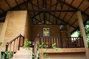 Jungle Village By Thawthisa