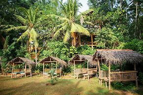 Jungle Village By Thawthisa