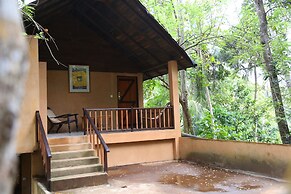 Jungle Village By Thawthisa