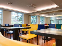 Guide Education Culture Hotel Kaohsiung Museum of Fine Arts