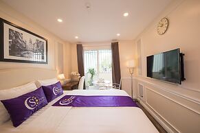 Saigon By Night Luxury Hotel