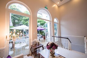 Saigon By Night Luxury Hotel